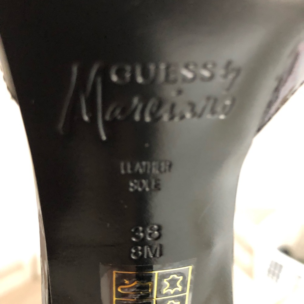 Marciano Black Pumps - Picture 3 of 5